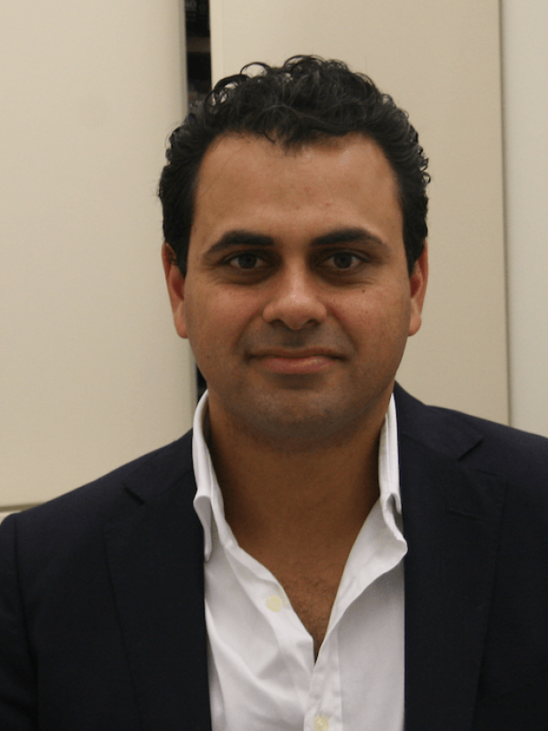 Dr Peter Tadros headshot
